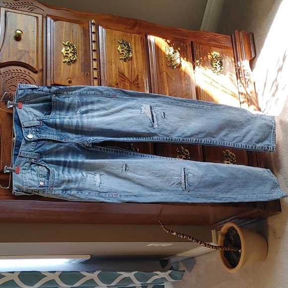 🌸Host Pick🌸Men's True Religion Distressed Light Wash Slim Straight Leg Jeans - Picture 3 of 15